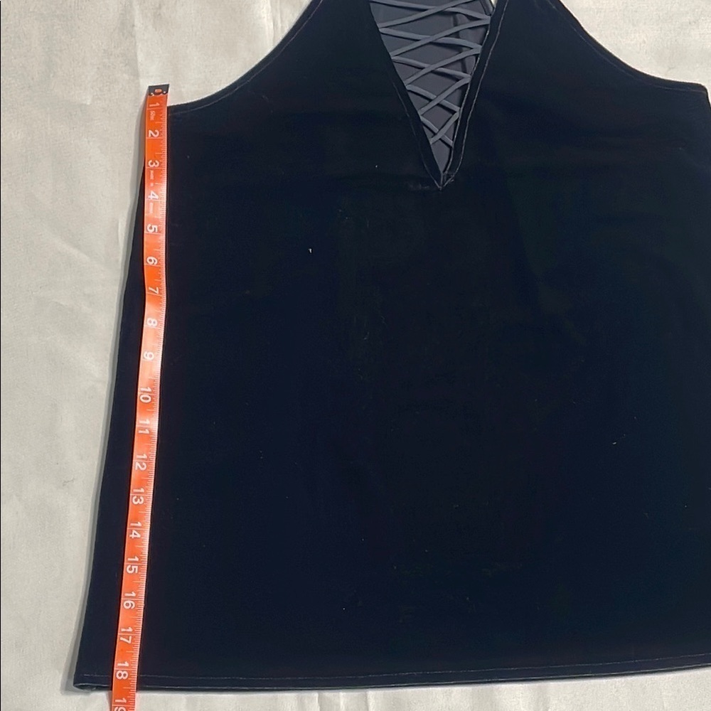 EXPRESS Elegant Black Criss Cross Velvet Top - Picture 6 of 10